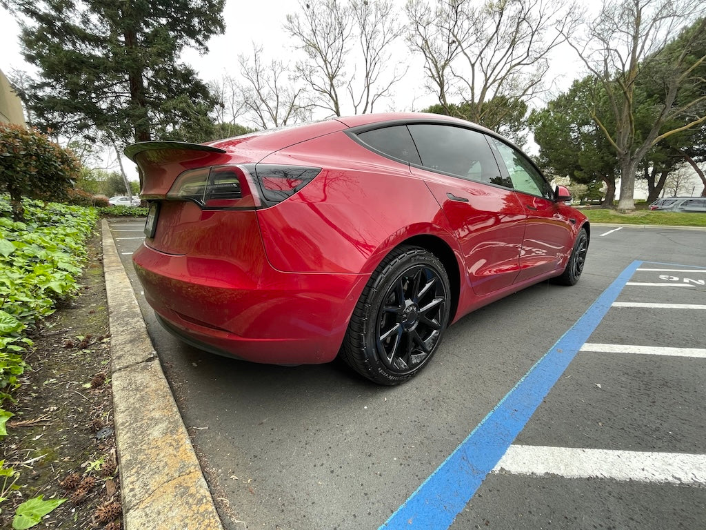 Tesla Model 3 Gloss Black (18-in) Blade Style Wheel Cover Set - Image 4