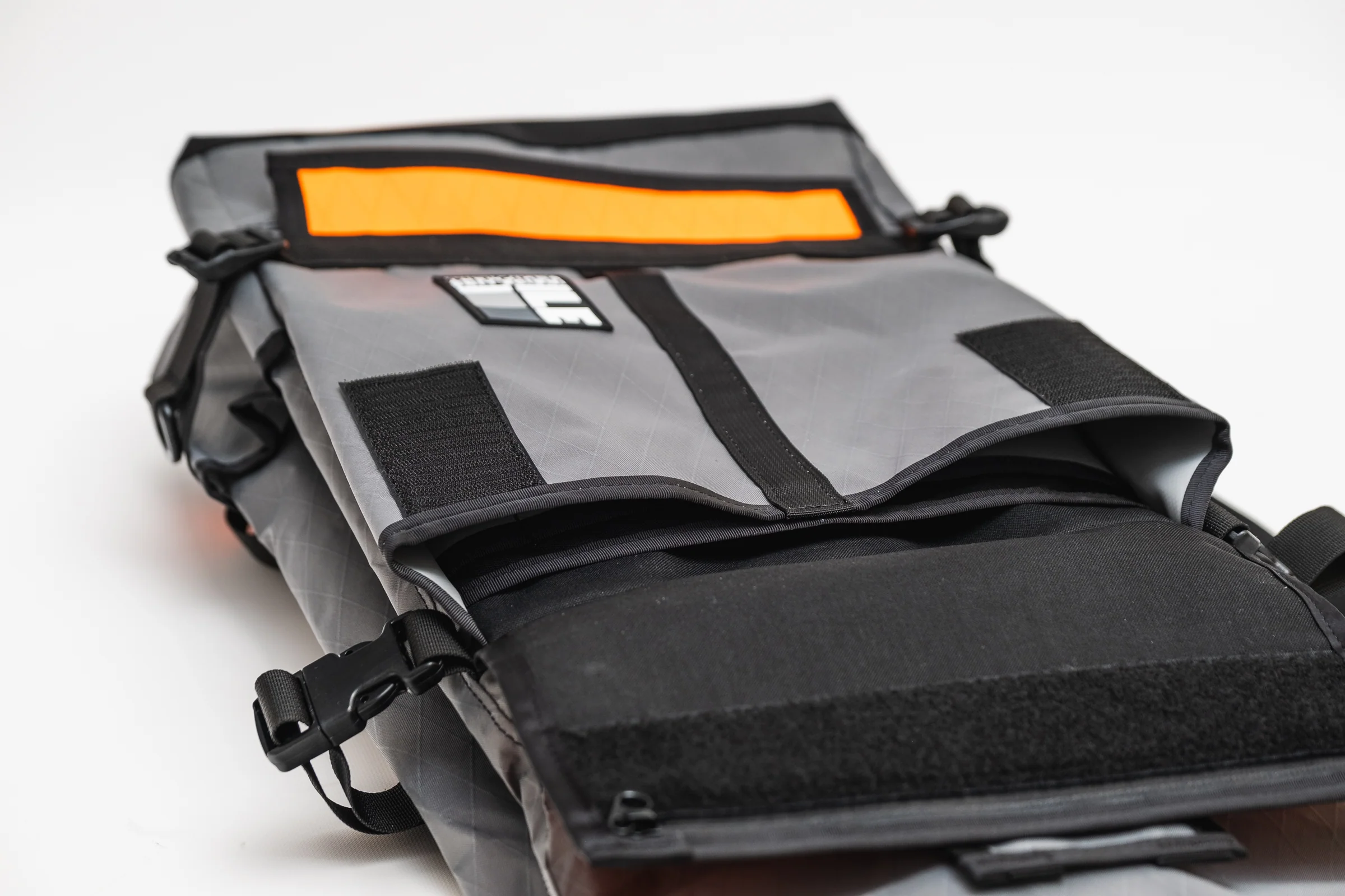 TESLARATI Team Bag (LIMITED EDITION) - Image 9